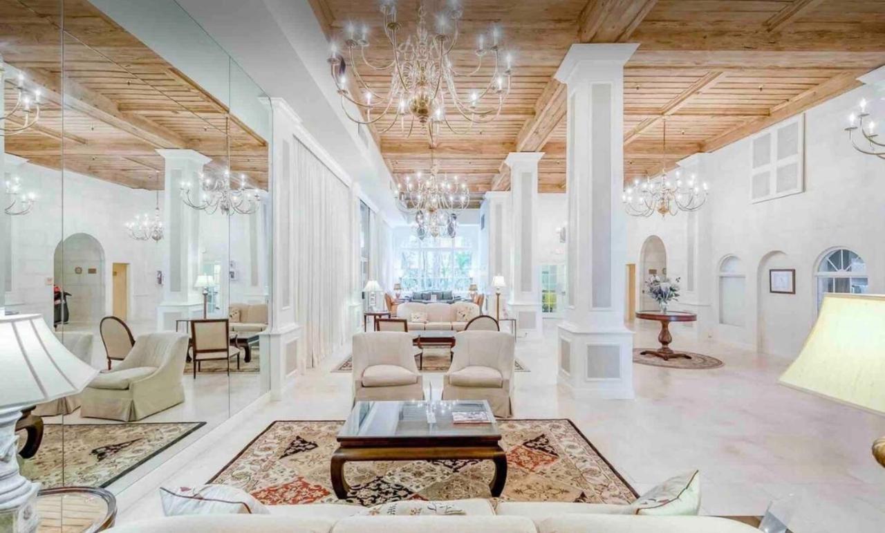 King Bed Mermaid Suite - Heart Of Palm Beach, Free Parking Included Eksteriør bilde